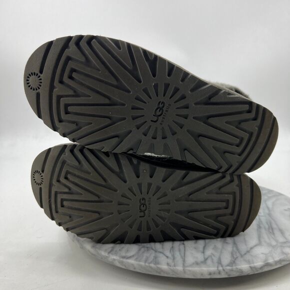 UGG Classic Cardy Boot Womens 7 Gray Wool Knit Tall Foldover Slouch Button - Picture 6 of 12